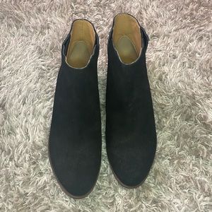LUCKY BRAND BLACK SUEDE BOOTIES